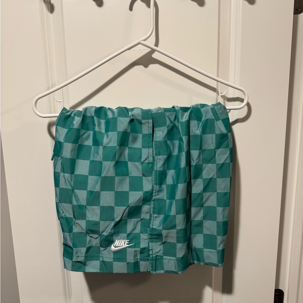 Green Men’s Nike Flow Shorts